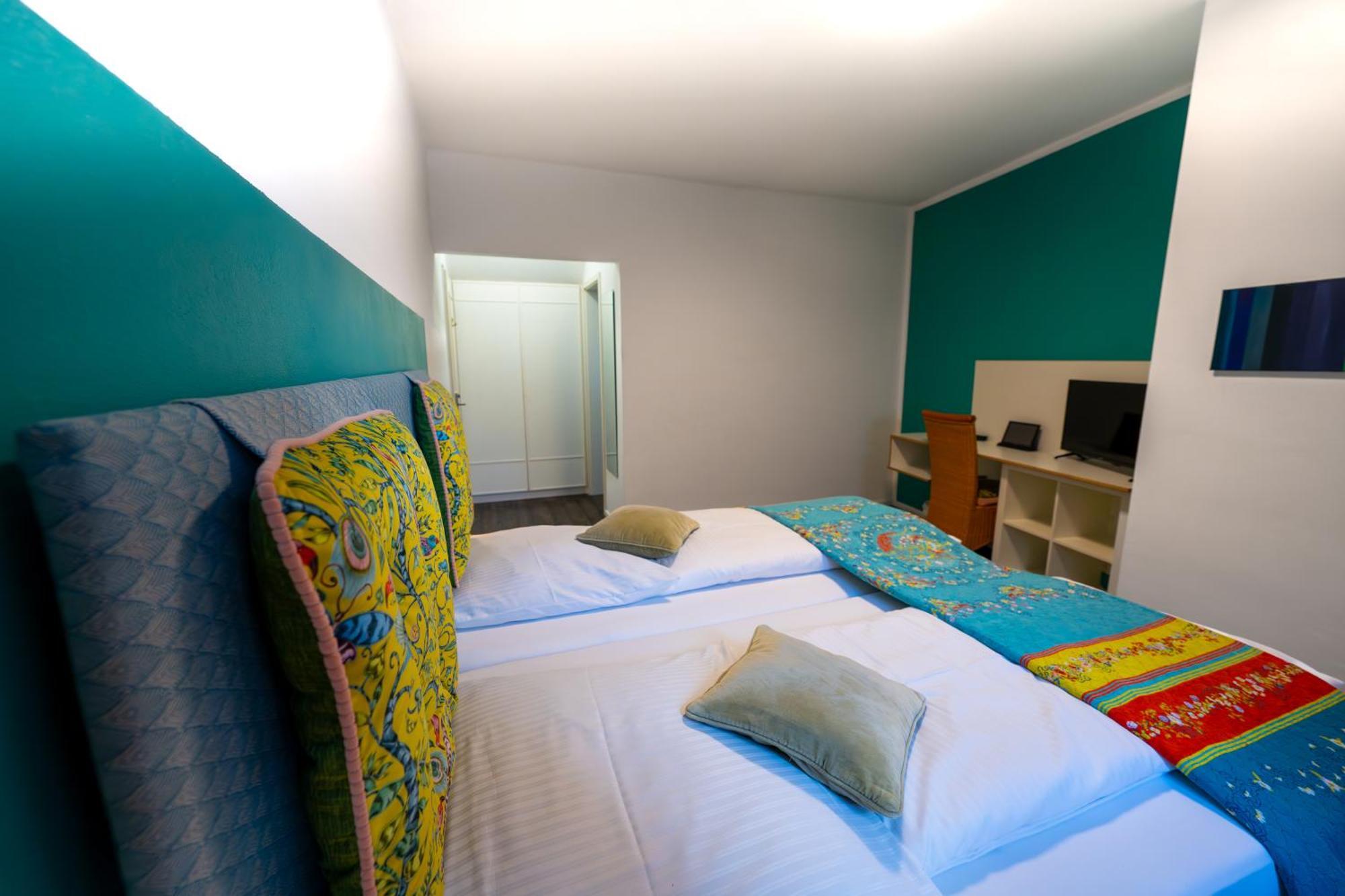 Hotel Bergbauer Mit Late-Self-Check-In Neuburg an Der Donau Exteriér fotografie