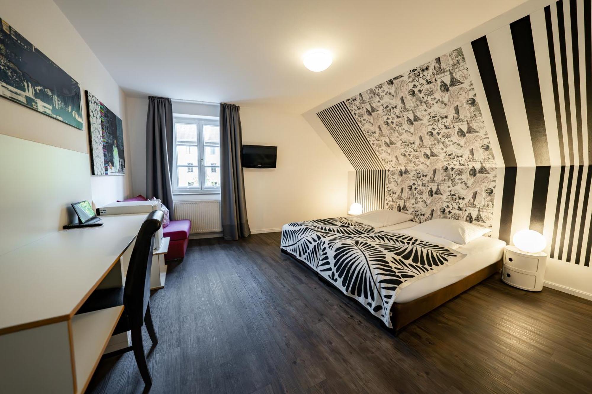 Hotel Bergbauer Mit Late-Self-Check-In Neuburg an Der Donau Exteriér fotografie